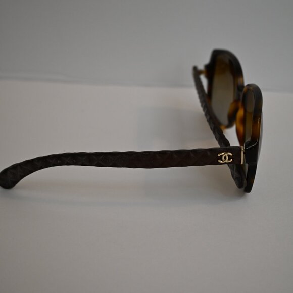 CHANEL Brown Sunglasses with Braided Arms - Picture 4 of 5